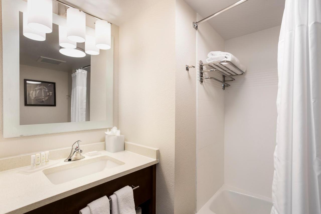 Towneplace Suites By Marriott San Mateo Foster City Bagian luar foto