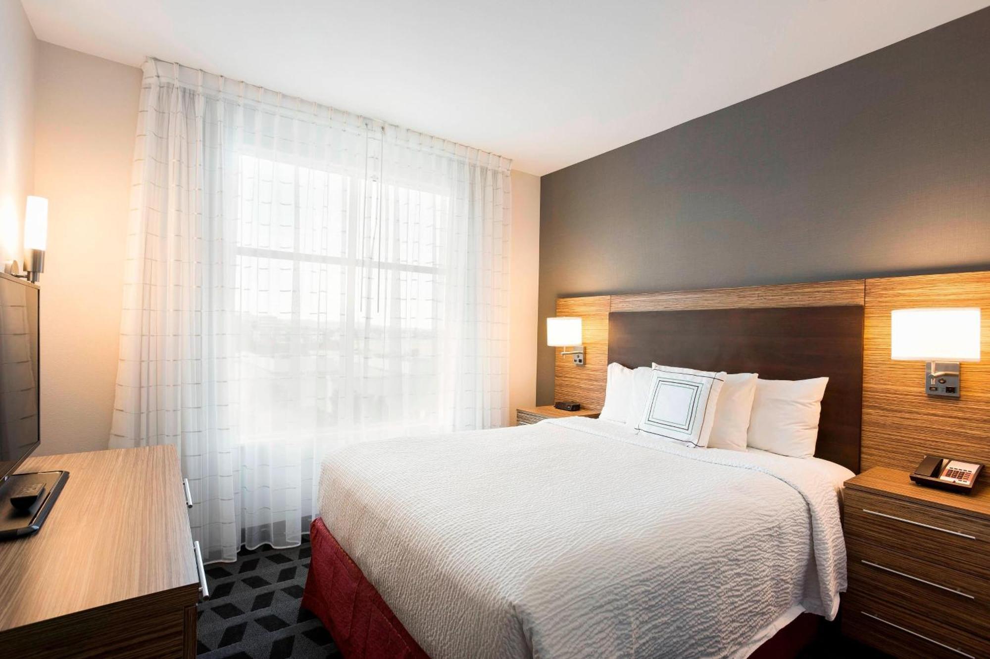 Towneplace Suites By Marriott San Mateo Foster City Bagian luar foto