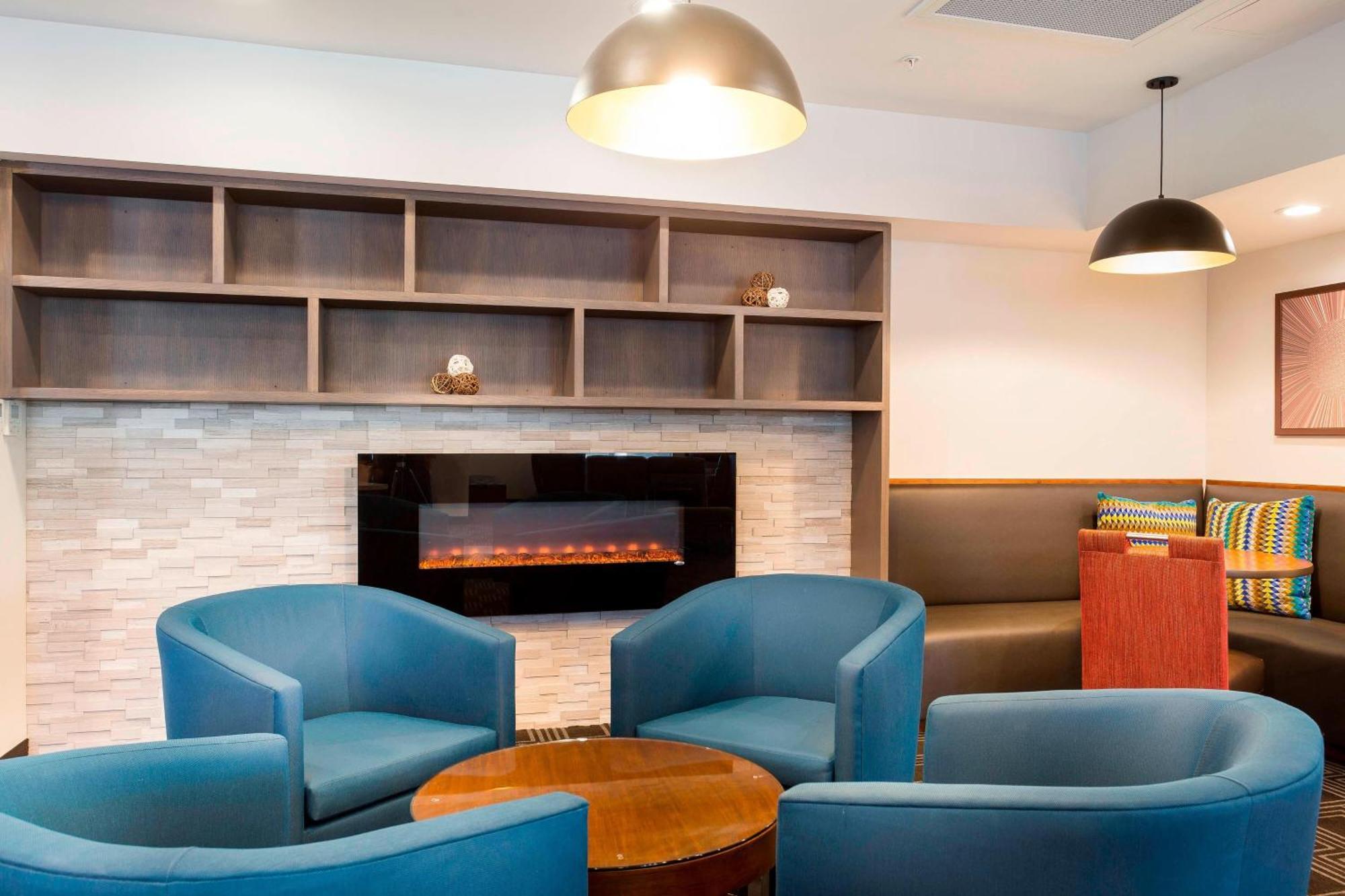Towneplace Suites By Marriott San Mateo Foster City Bagian luar foto